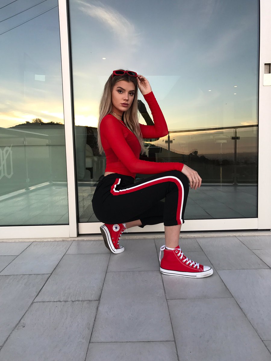 Alissa Violet on Twitter: \