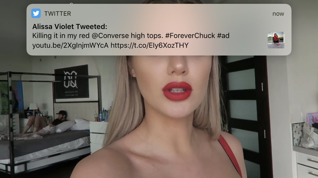 alissa violet converse