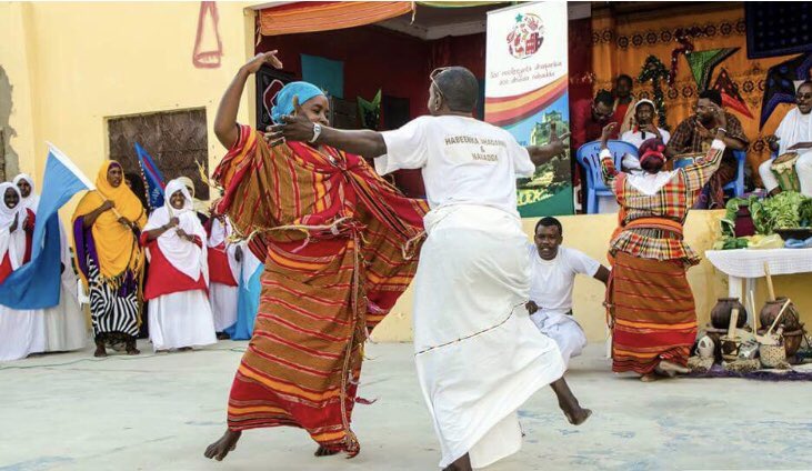 FamineResistors's tweet photo. For many of us today in the United States, we are contemplating gratitude. Our faith teaches us to be grateful and give thanks everyday. A brighter future for Somali’s is within our grasp. Look at all this joy? #SomaliaRising https://t.co/loNn0GMhsY