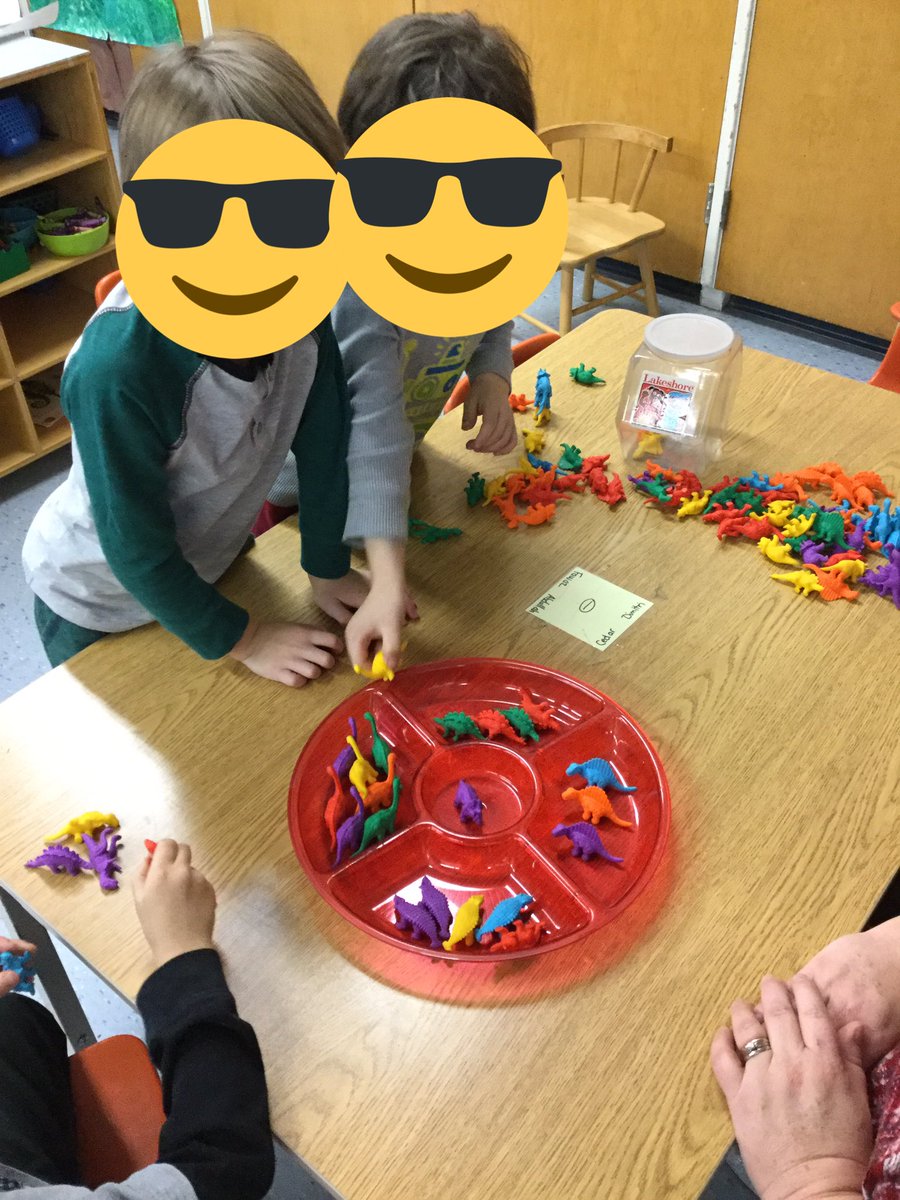 JeanneSauveFIPS's tweet photo. Working with some of our SK students using number decomposition to break down the number 20 using coloured dinosaurs.  Such fascinating answers!!! #divideandconquer #usealloftheresources #lotsofwaystomake20 #havingfunwithmath #herdsofdinosaurscomeinmanyforms #TVDSBMath  @TVDSB https://t.co/jBiOx5LKCz