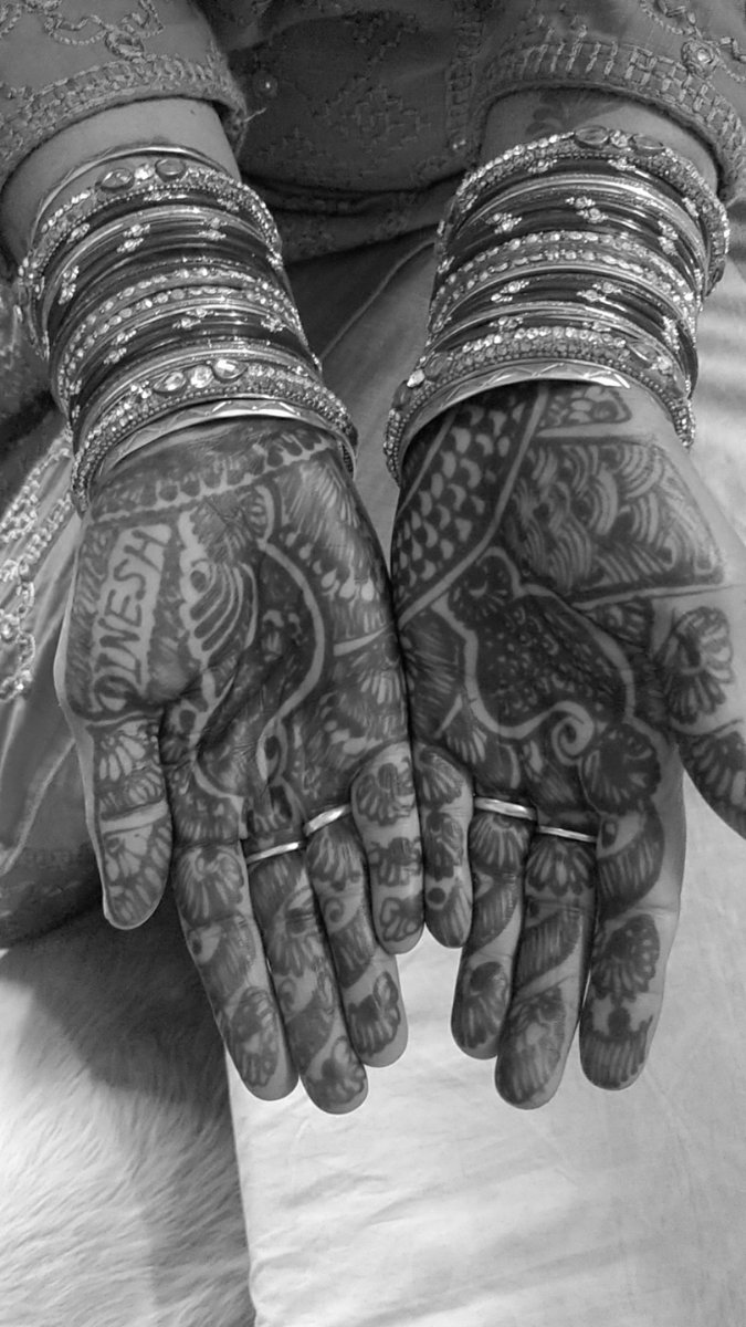 Srishti_J97's tweet photo. "If a thing loves, it is infinite." https://t.co/fkxFU7YDO8