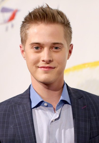 Happy Birthday Lucas Grabeel 