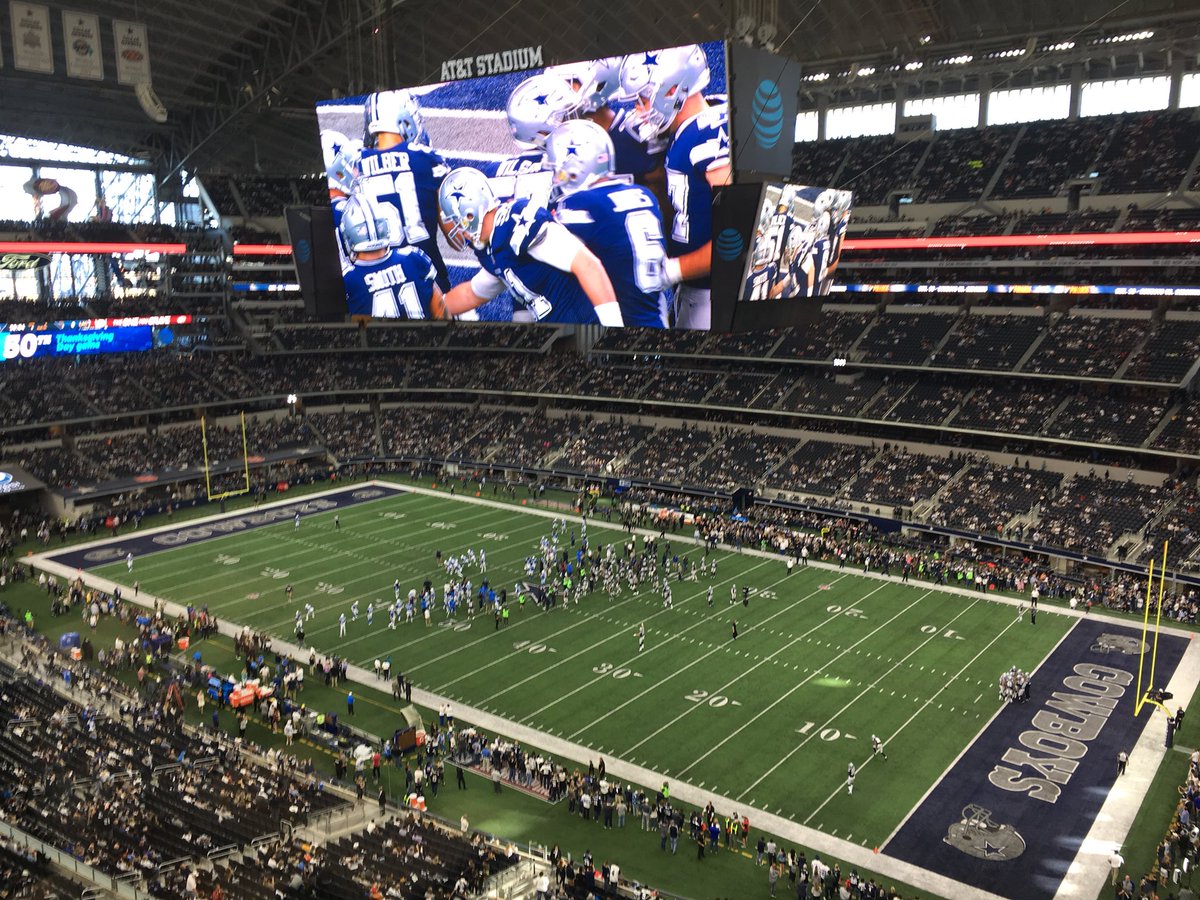 Empty seats aplenty in Dallas for Chargers Vs. Cowboys