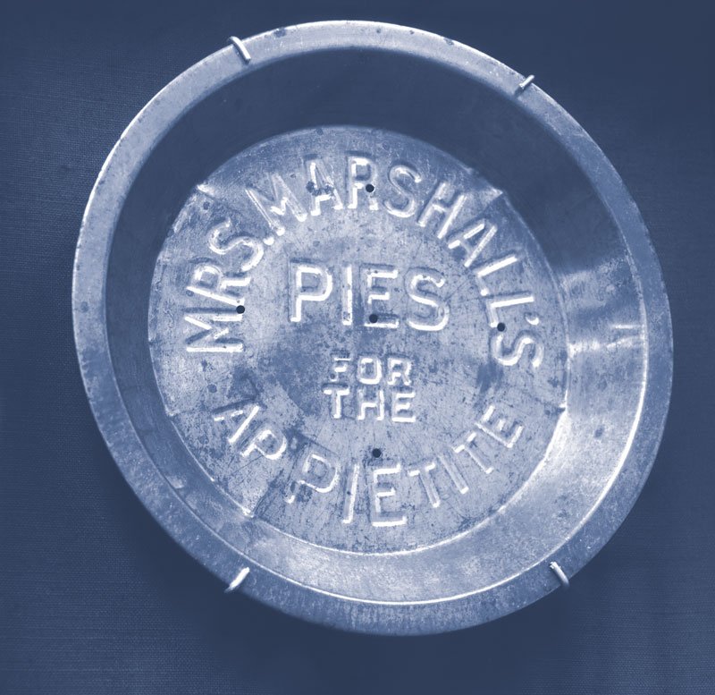 Happy #Thanksgiving! You may have pie on the mind today, but <a href="/BamaCompanies/">Bama Companies</a> has been all about pies for 80 years. tulsapeople.com/Tulsa-People/N…