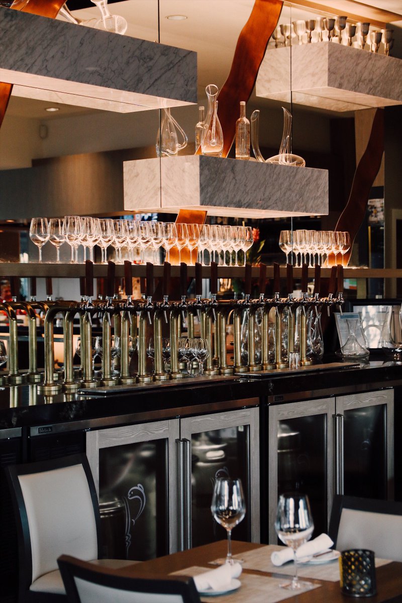 ProvenceMarina's tweet photo. Do you dream of endless wine on tap and 24 bubbles by the glass? Well... dreams do come true, but only if you join us down by the marinaside!
#endlesswine #yaletownrestaurants #wine #provencemarinaside https://t.co/5hN7bpa2Of