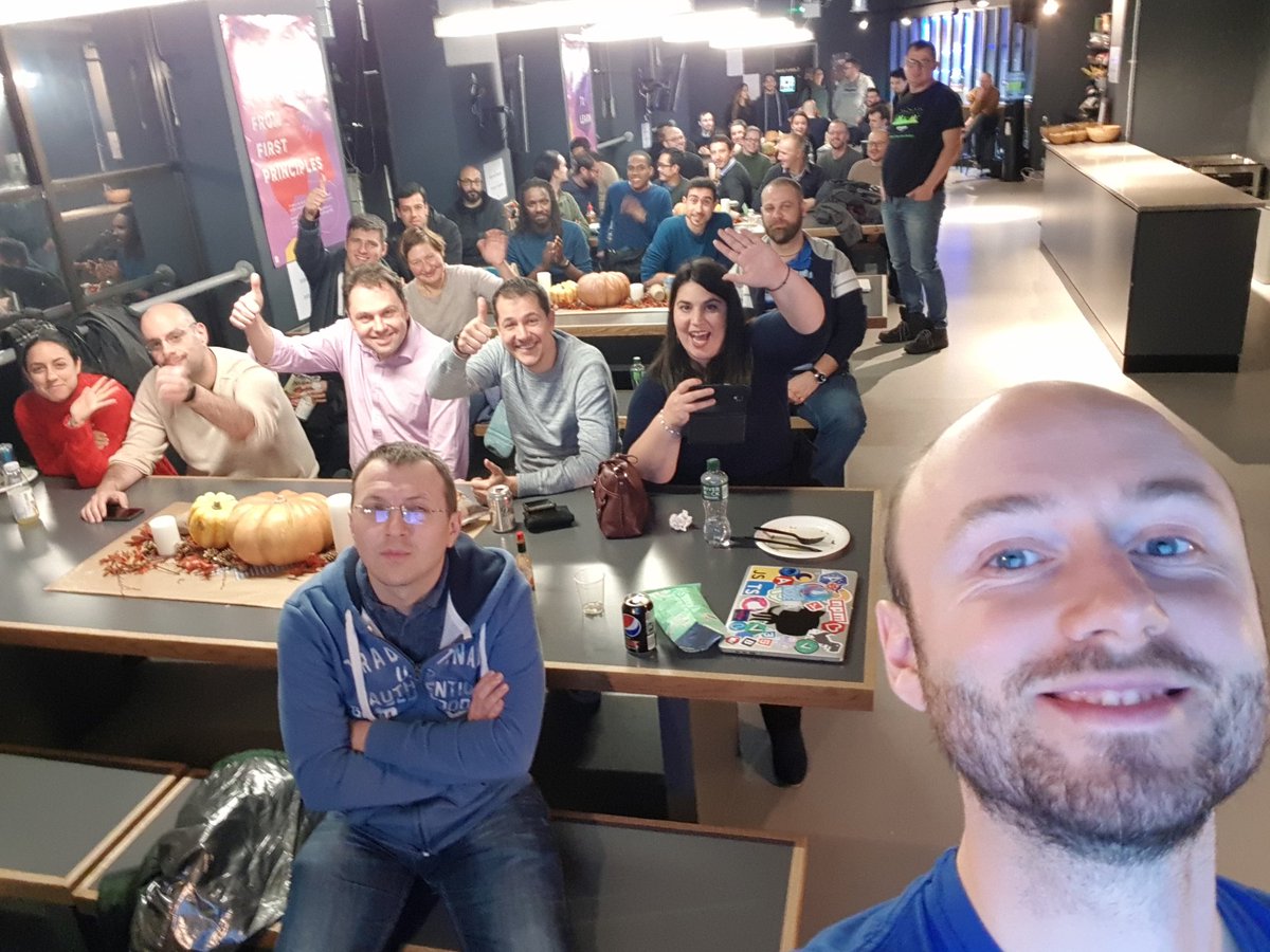 sebawita's tweet image. I am loving it at @AngularJSDublin
What a great audience 🤗
#NativeScript #Angular #🍀