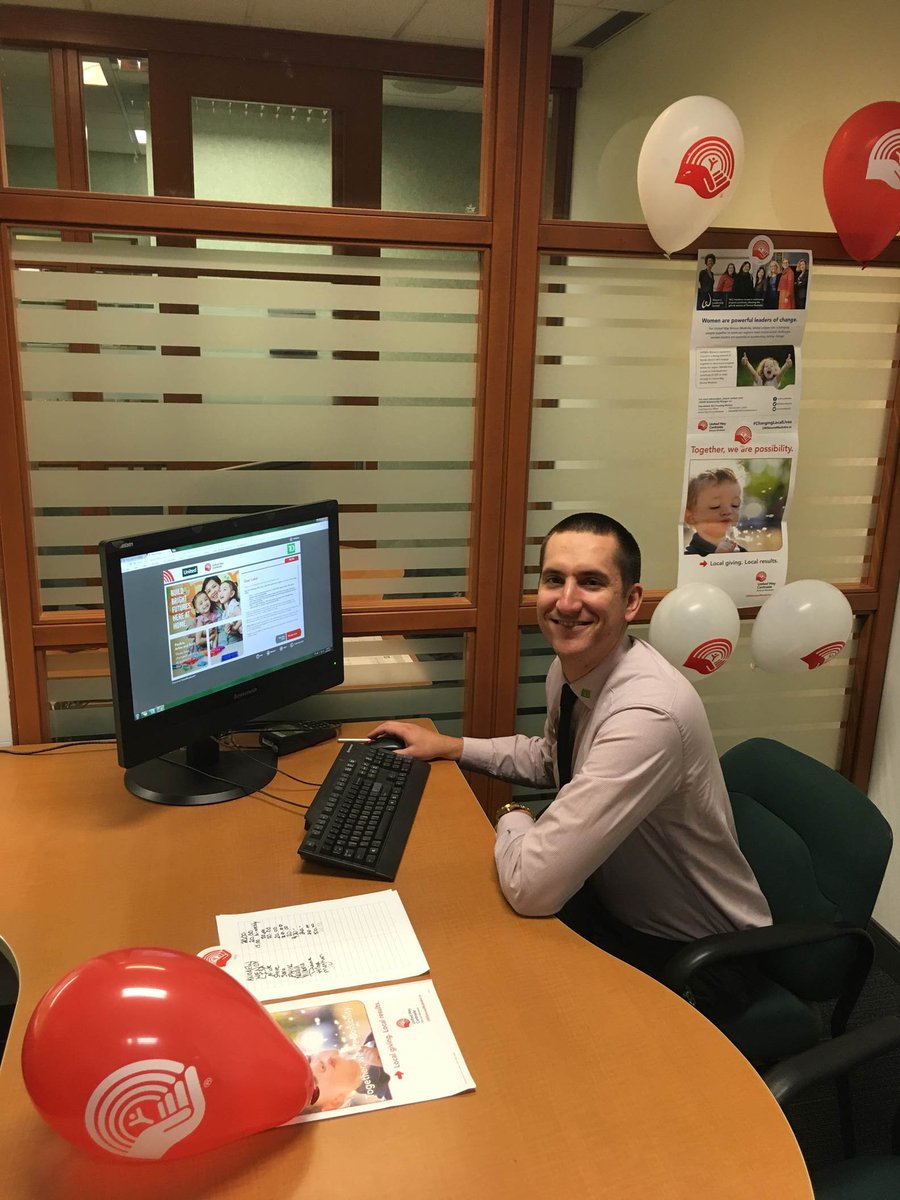 TrentadueAndrew's tweet photo. TD Bayfield making it happen for United Way! #samuw #UnitedWay @LisaStockfish @KarenYoussef_TD @GarrettNieuw https://t.co/nc6MnS827l