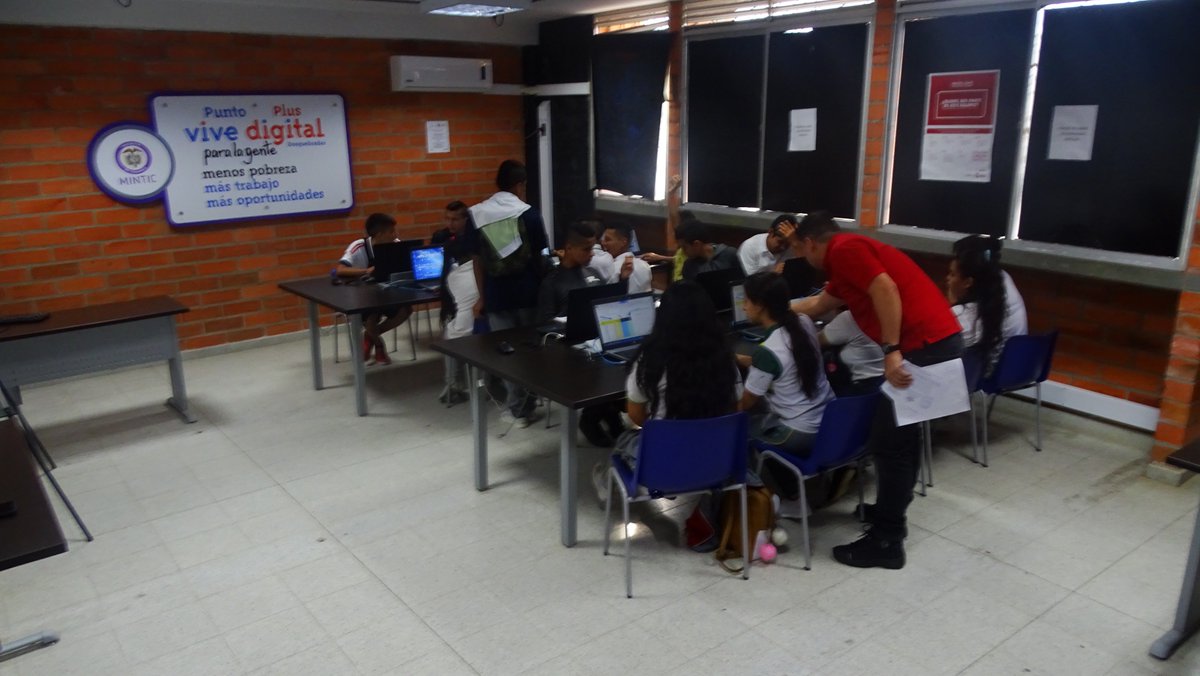 Resultado de imagen para IMAGENES iNSTITUCIÃN EDUCATIVA, fABIO vÃSQUEZ bOTERO