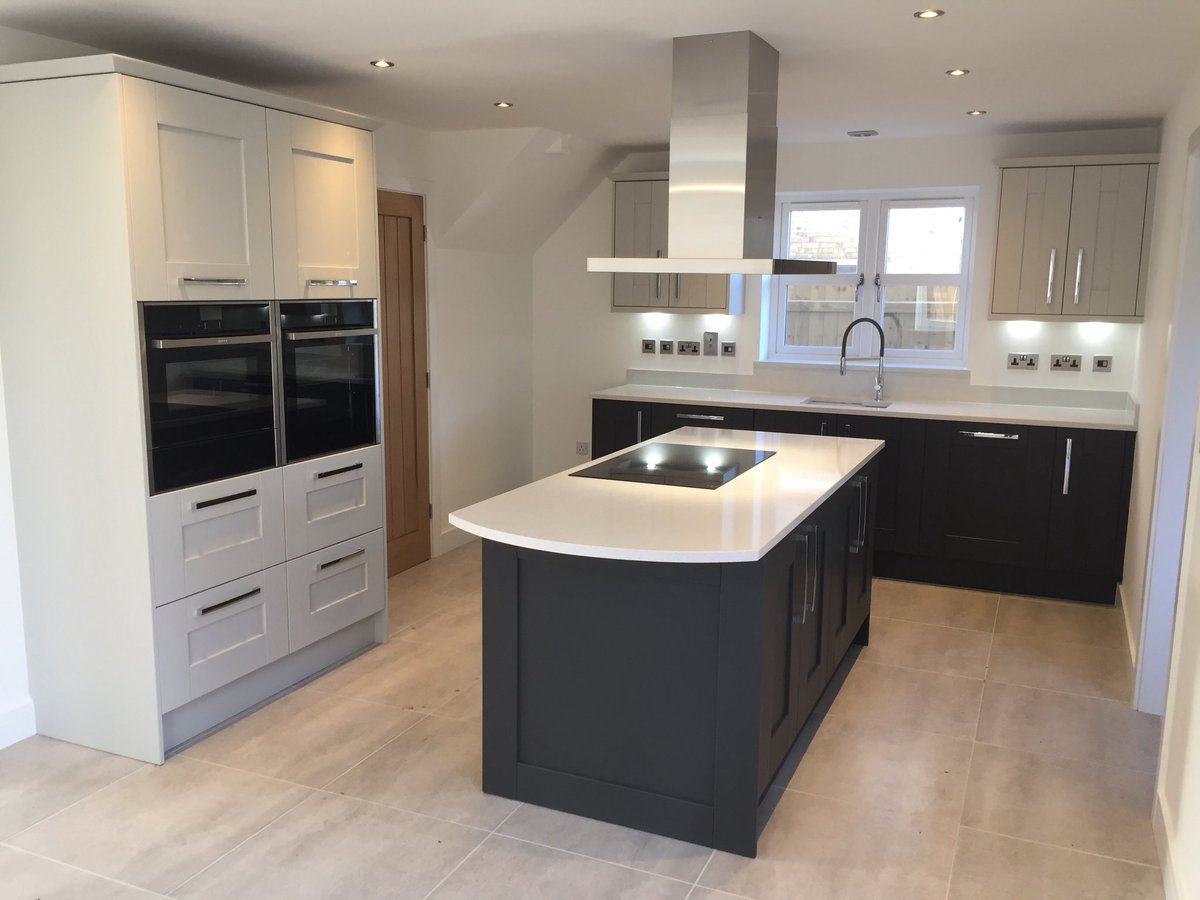 KBKITCHENS's tweet photo. Two tone grey shaker kitchen with @QuartzformsUK Worktops, @_BakeitYourself appliances, @ShawsOfDarwen sink &amp; @1810co tap by KB Kitchens. https://t.co/Vtc4UY93cK