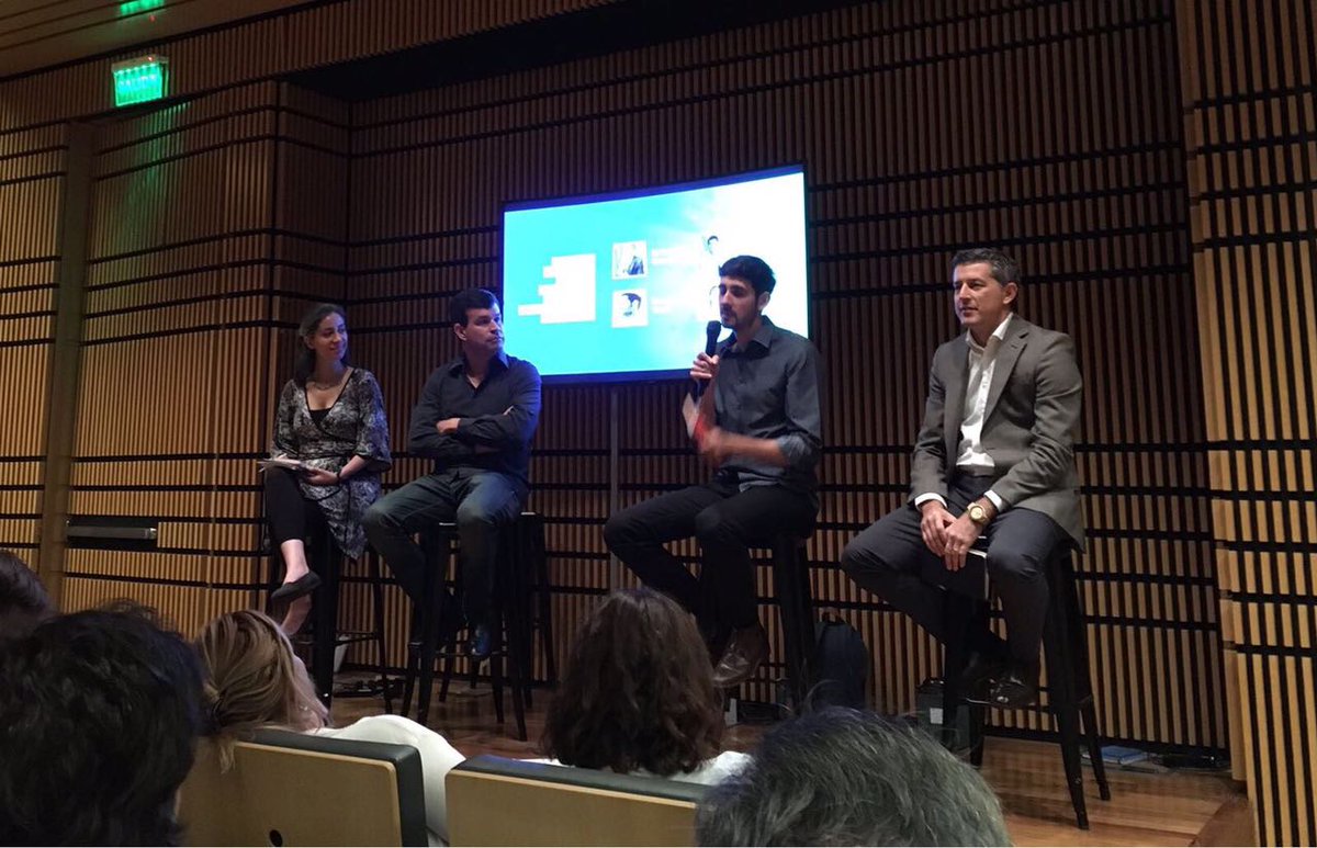 MiaMincyt's tweet photo. Estuvimos en el encuentro #Fronteras organizado por @GobAbierto_AR compartiendo experiencias de la plataforma como herramienta de Innovación abierta. CC @Min_Ciencia @sguerrie https://t.co/pSaFftcs9t