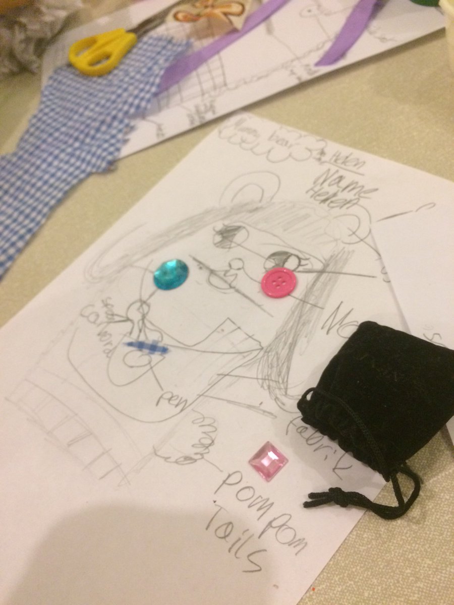 HaringeyGGUK's tweet photo. #jumpstraightin activity from the taster pack of new activities at 3rd Crouch End Brownies tonight; giving some odd socks a new lease of life! @Guiding_LaSER @Girlguiding https://t.co/mJ0lHvq1b7