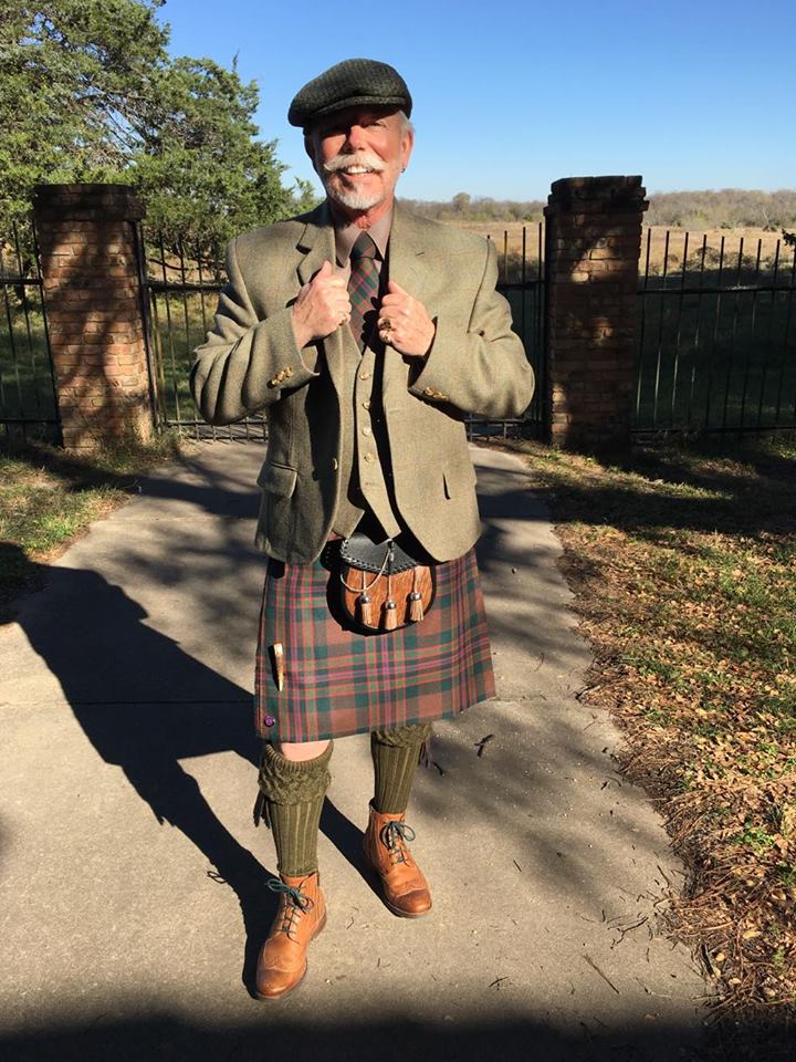 NicolsonKilts's tweet photo. sharing this Thanksgiving our friend Edson Way, Ennis, Texas in his bespoke kilt outfit of #JohnMuirWay #tartan kilt and tie with Nicolson Tweeds made by #GNKfamily following his succesful completion of the John Muir Way back in September  #MadeinScotland #JohnMuirWay #keepitreal https://t.co/eOIfkPVAcU