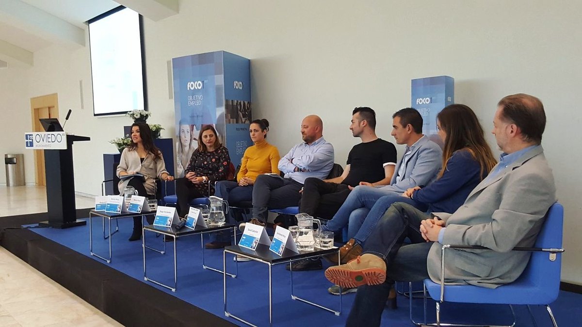 rmendanya's tweet photo. Hoy finalizó #Foco1 #ObjetivoEmpleo. Última mesa redonda: #Gastroturismo sector de futuro en #Asturias.
Gracias a Beatriz Pérez @VinodeCangas, Blanca Fresno @CaBelenoBrewpub, @titodixebra @LesFartures, @RestRegueiro, David Glez @oteainforma, @gdegastronomia y @avistu @viajablog. https://t.co/z9sfC1FmVh