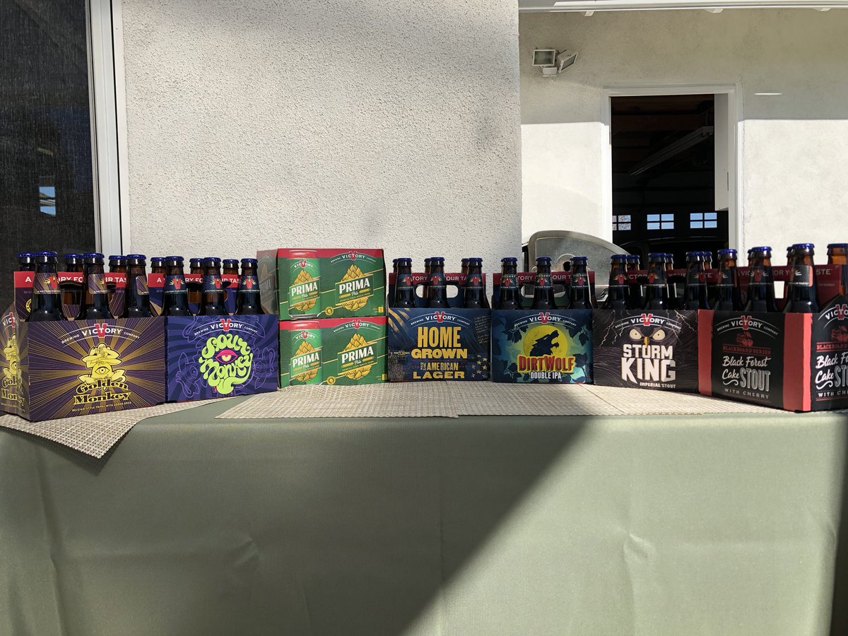 oscserna's tweet image. A Victorious Thanksgiving indeed! #TasteVictory #Thanksgiving