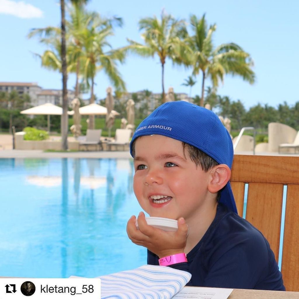 krisletangorg's tweet photo. Kris posted this update today on Alex’s Birthday! #Repost @kletang_58 (@get_repost)
・・・
Happy birthday to the most precious person in our lives!!! #already5 #timeflys @catherinelaflamme11 #krisletang https://t.co/JVQ9WLYONe https://t.co/JPZBUH2OJZ