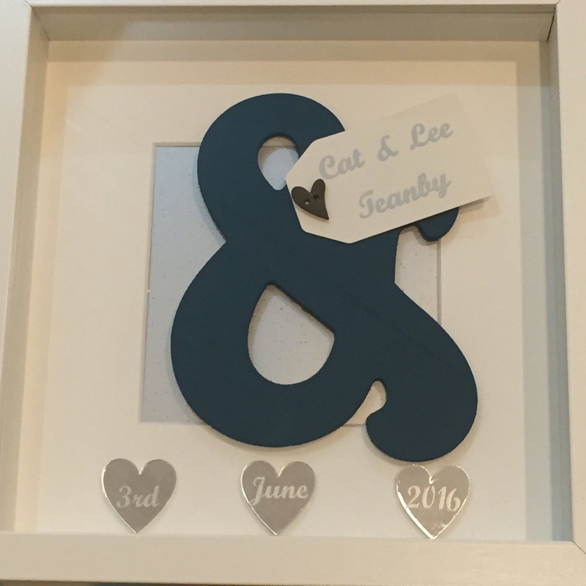 cleverchic1's tweet image. Wedding Gift Frame, Personalised Frame, Ampersand Detail Frame, Kee… tuppu.net/8a6213b1 #Etsy #AnniversaryFrame