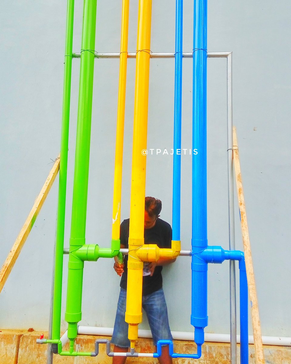 Alhamdulillah mulai hari ini jumat 24/11/17 @tpa_jetis_loano #purworejo sudah memiliki sistem pengolahan gas METAN, nantinya api abadi yg dihasilkan dr gas METAN ini bisa disalurkan kerumah rumah warga sekitar. Temen2 yg mau edukasi bisa berkunjung kok pada jam kerja tentunya