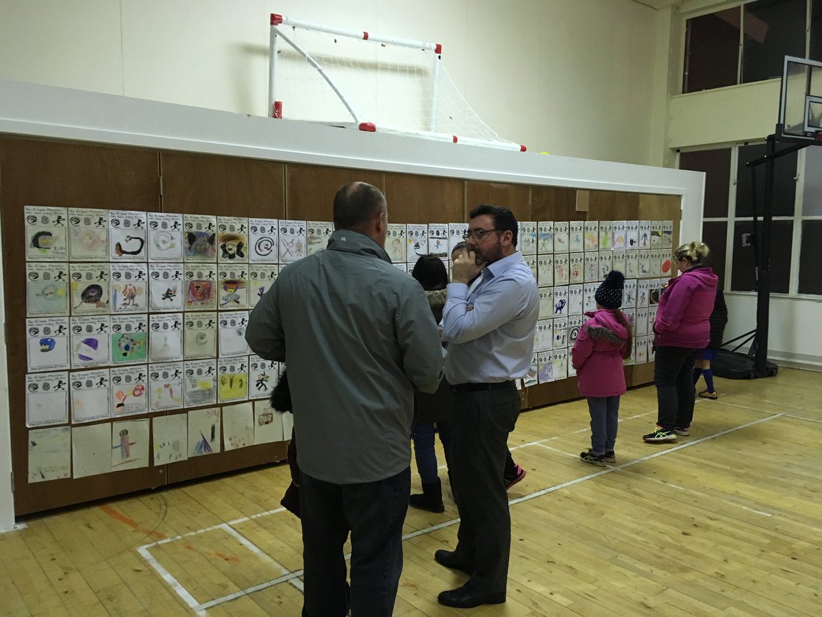 urbanprehisto's tweet photo. Amazing couple of hours in Faifley tonite. Lots of children, parents & Cochno Stone fans. The #eclipsemonster wall was a focus of attention as was my wee exhibition. @DrHComics
@BeingHumanFest @cochnostone #UofGoutreach #beinghuman17 https://t.co/vc1RCNdMXq