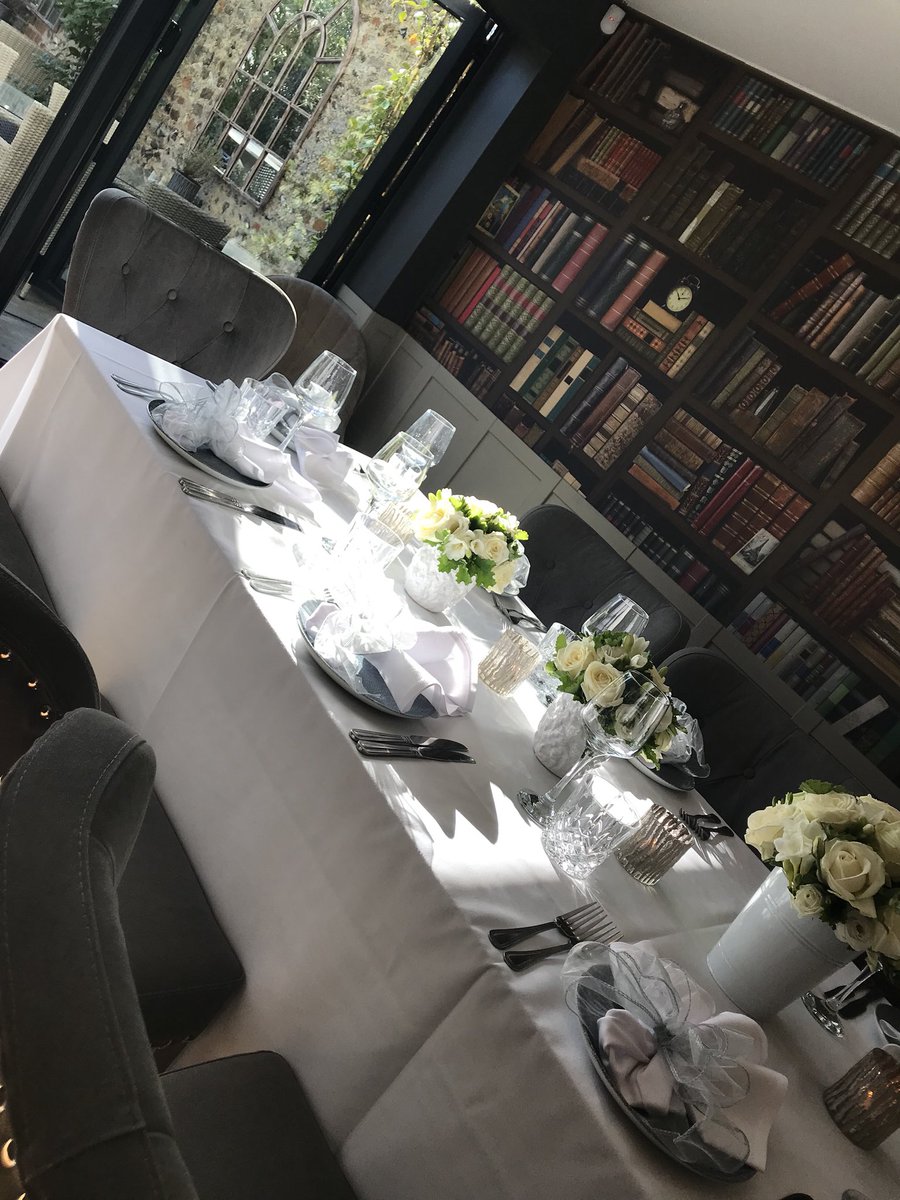 Our beautiful private dining room perfect for a small intimate wedding. #butlersarundel #arundel #wedding #privatedining