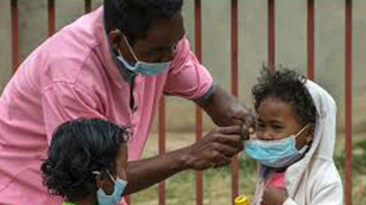 Abriendo_Brecha's tweet photo. #Tragediasanitaria
#Madagascar sufre un brote de “una de las peores y más temidas” enfermedades de la historia► https://t.co/8o99eqkcAt https://t.co/ox2mKg6o92