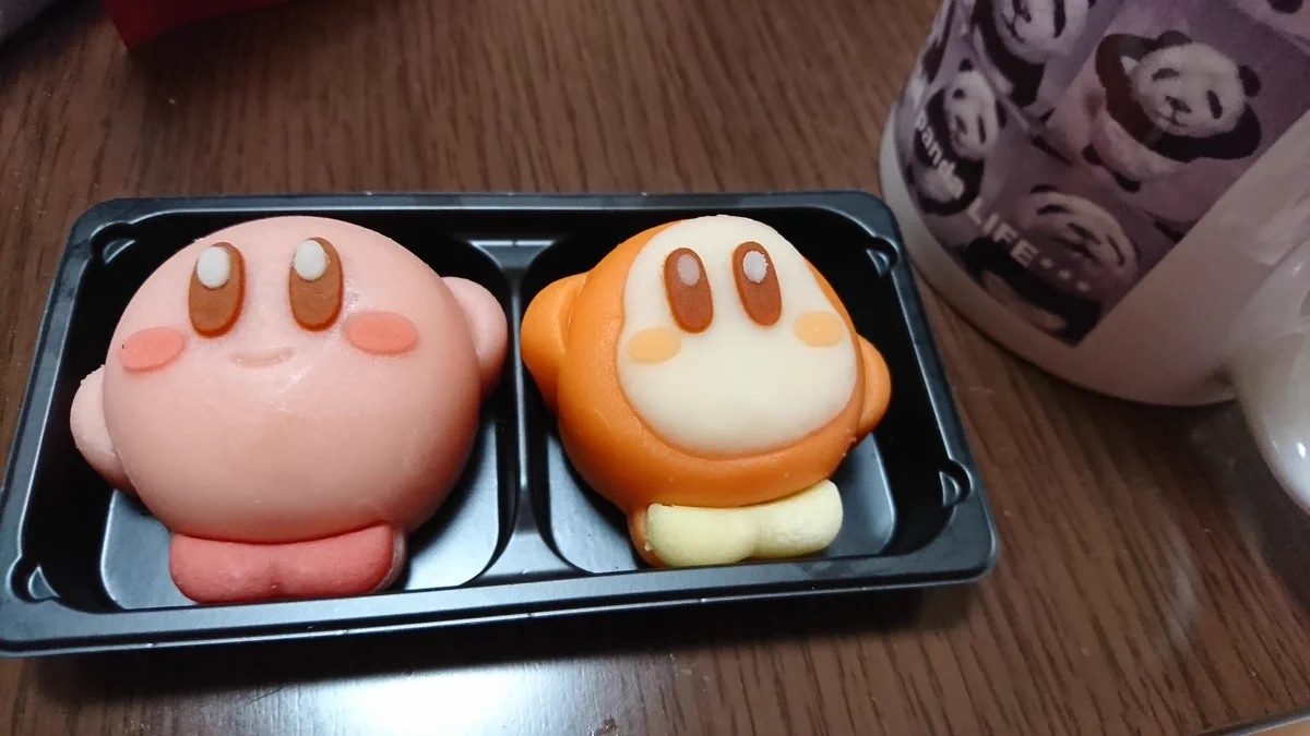 和菓子のカービィｗｗｗ可愛くてほっぺをプニプニしてたら悲惨な結果にｗｗｗ