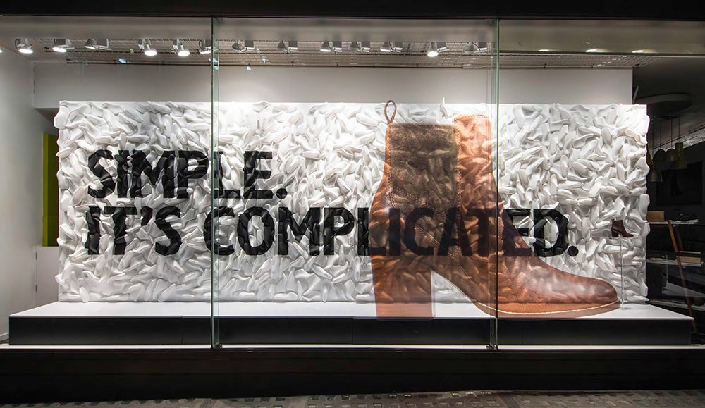 VM &amp; DISPLAY AWARDS: BEST WINDOW/S IN A MULTIPLE
The winner is <a href="/clarksshoes/">Clarks Shoes</a> ‘Simple its Complicated’ in collaboration with <a href="/HarlequinLondon/">Harlequin Design</a> #VMDA2017