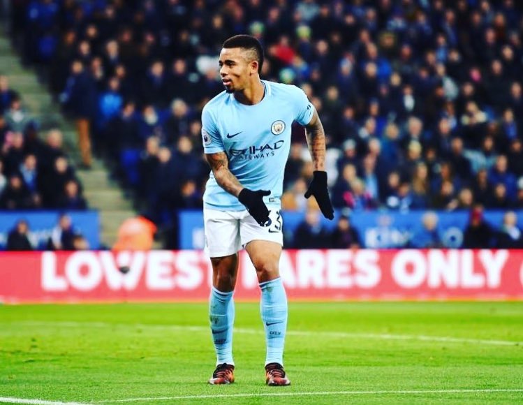 futtmais's tweet photo. Pega a resenha do Gabriel Jesus e Neymar! https://t.co/GsaajsmFeJ