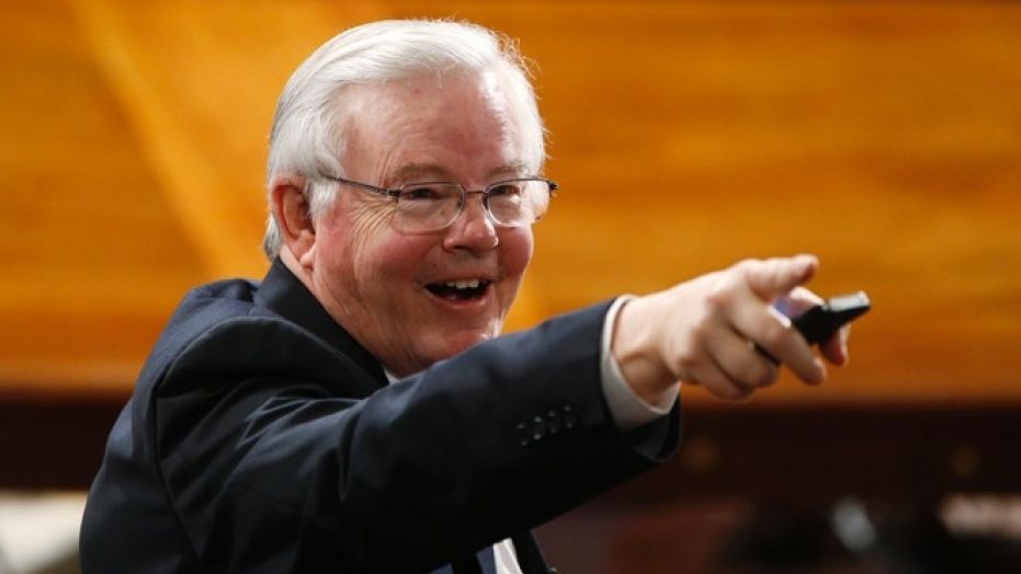 Vision2Double's tweet photo. The penis of Republican Congressman Joe Barton, a big supporter of theย legalisation of online poker, is currently floating around the Internet prompting calls for his resignation.
๐คฃ๐คก๐
https://t.co/HIKDxL5oNa #doublevision #Vision2Double @SuperVisionair #JoeBarton #Thanksgiving https://t.co/34e3HCzXvS