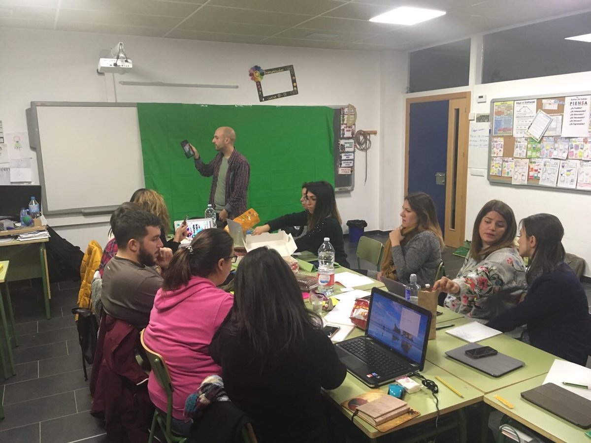 aulaBLOG tweet media