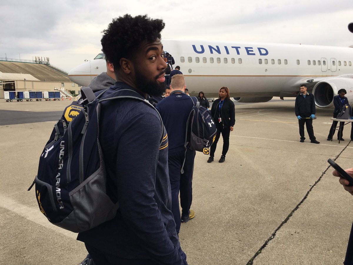 CalFootball's tweet photo. ✈️ https://t.co/0fC6xIsG2n