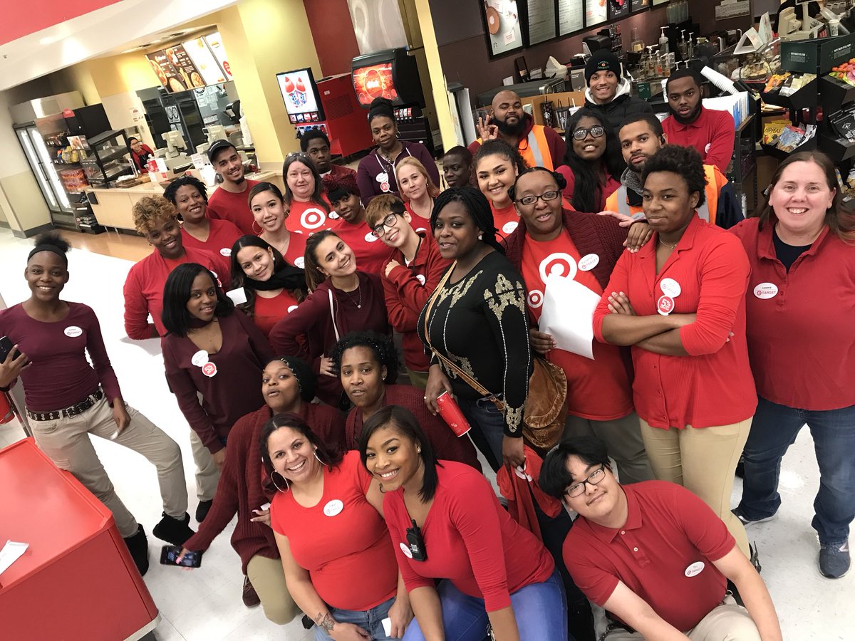 Black Friday Bring it on!!!! #T1085 @TGTBarrow @hangat2124