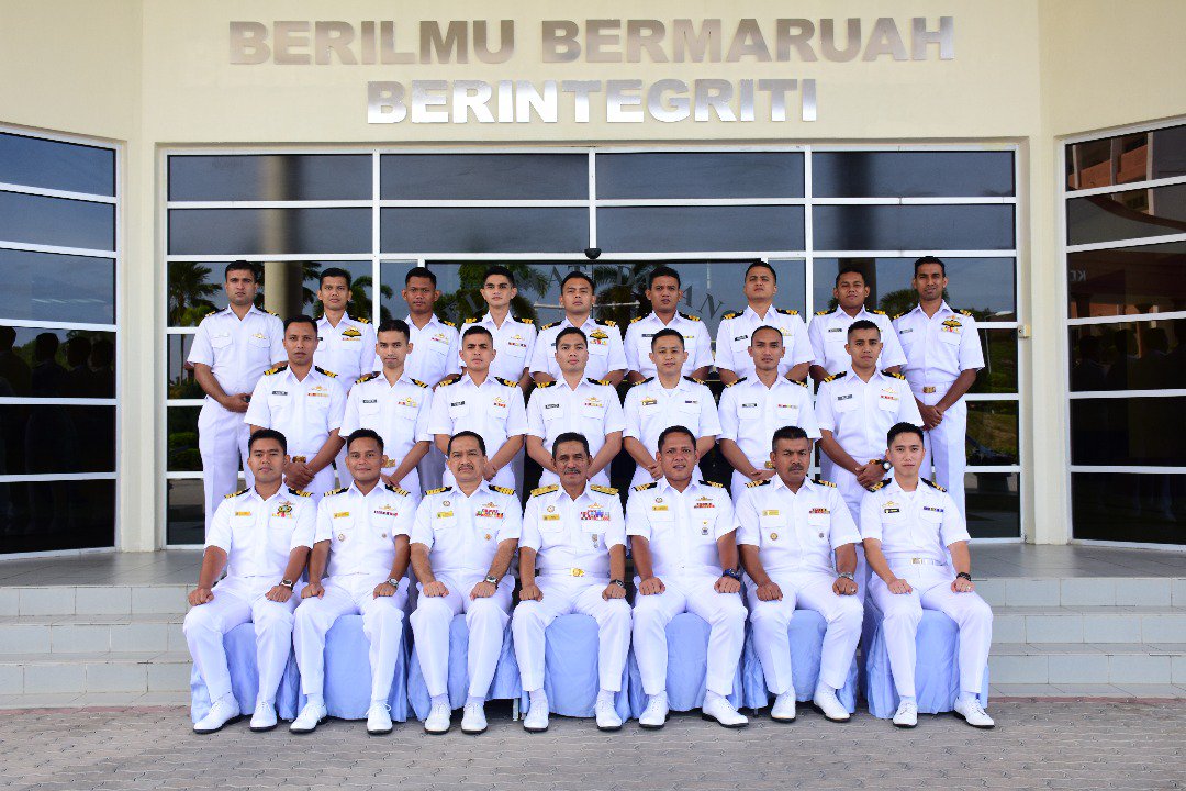 KD SULTAN IDRIS I tweet media