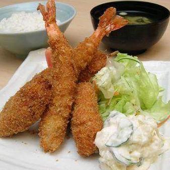 NLeen123's tweet photo. Yummy #MissUniverse #Philippines https://t.co/VYuEX81qM2