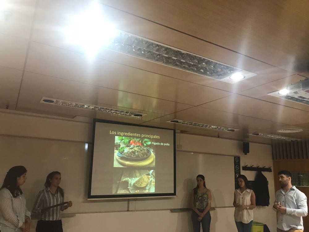martinleopina's tweet photo. #Now #Live Presentación de los desarrollos de la materia Bioquimica de los Alimentos en @UADEoficial ante un jurado de reconocidas personas de la industria. #AlimentosUADE #AprendeHaciendo @soddone https://t.co/Nrmk2b1wB2