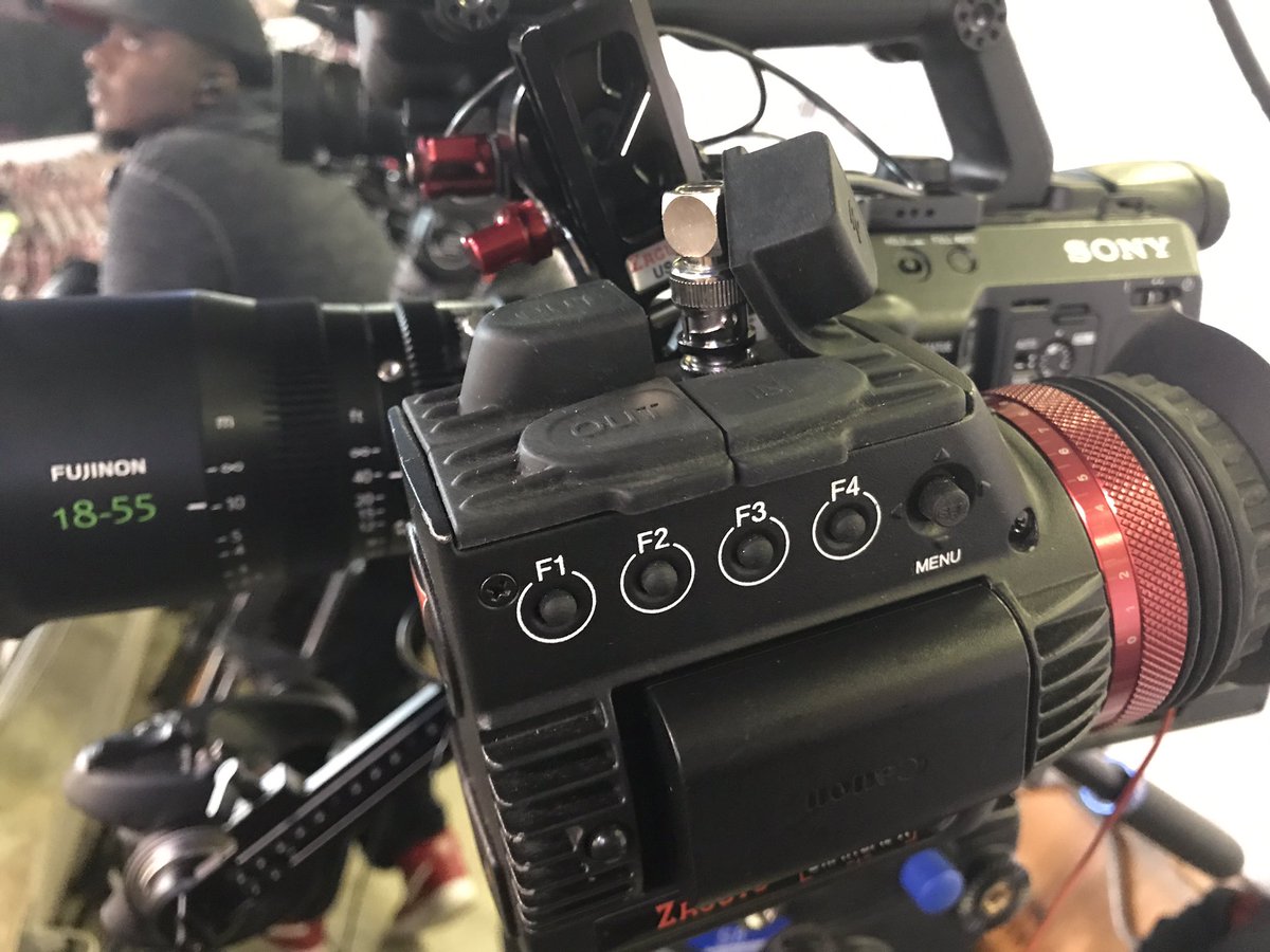 RCoblentz's tweet photo. Thanksgiving rig for #EggBowl. @SonyProUSA #FS5 @Zacuto #gratical and @FUJINONLenses 18-55 Cine zoom. If it just included a hand warmer..... https://t.co/IScUpdeDHk