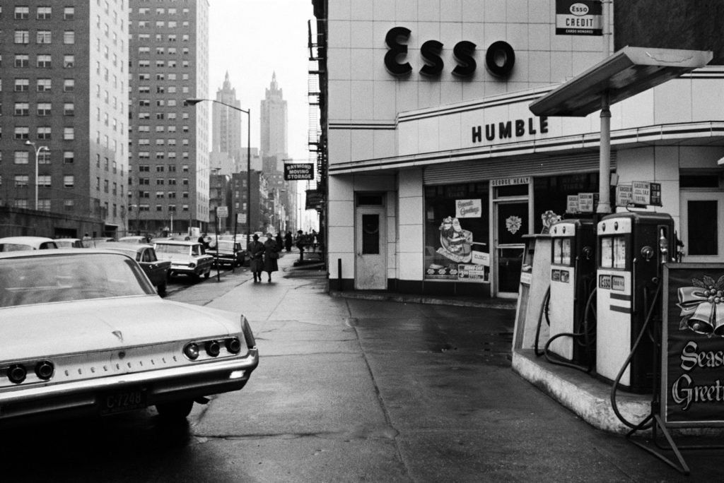 artnet's tweet photo. Stephen Shore’s MoMA Retrospective Takes You on a Trip Through Photography’s Recent History: https://t.co/Nef7bu1MAw https://t.co/rAmwfLj1kx