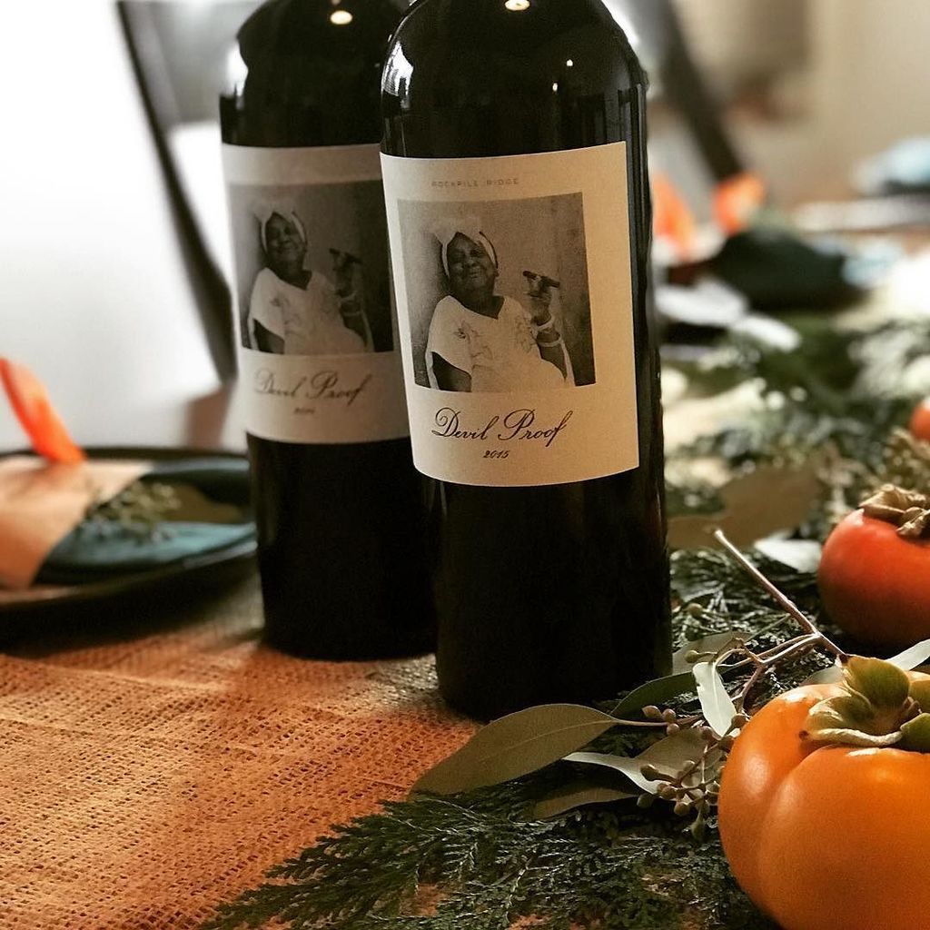 DevilProofWines's tweet photo. So much to be thankful for this season. Happy Thanksgiving to you and yours from @devil_proof Vineyards. Cheers! #staydevilproof #malbec #happythanksgiving https://t.co/Lkj2eF7MKA https://t.co/oQzB6ClORf