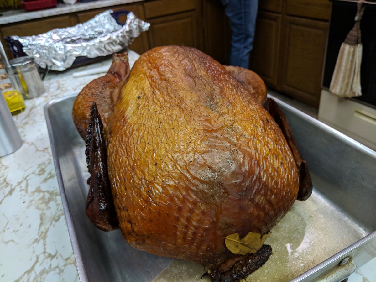 dN0t's tweet photo. I slacked on posting #turkeyhack. 12 hour smoke over hickory chips on an electric rig. Citrus pepper and garlic salt dry rub, no oil. https://t.co/Yj4glCoKM1