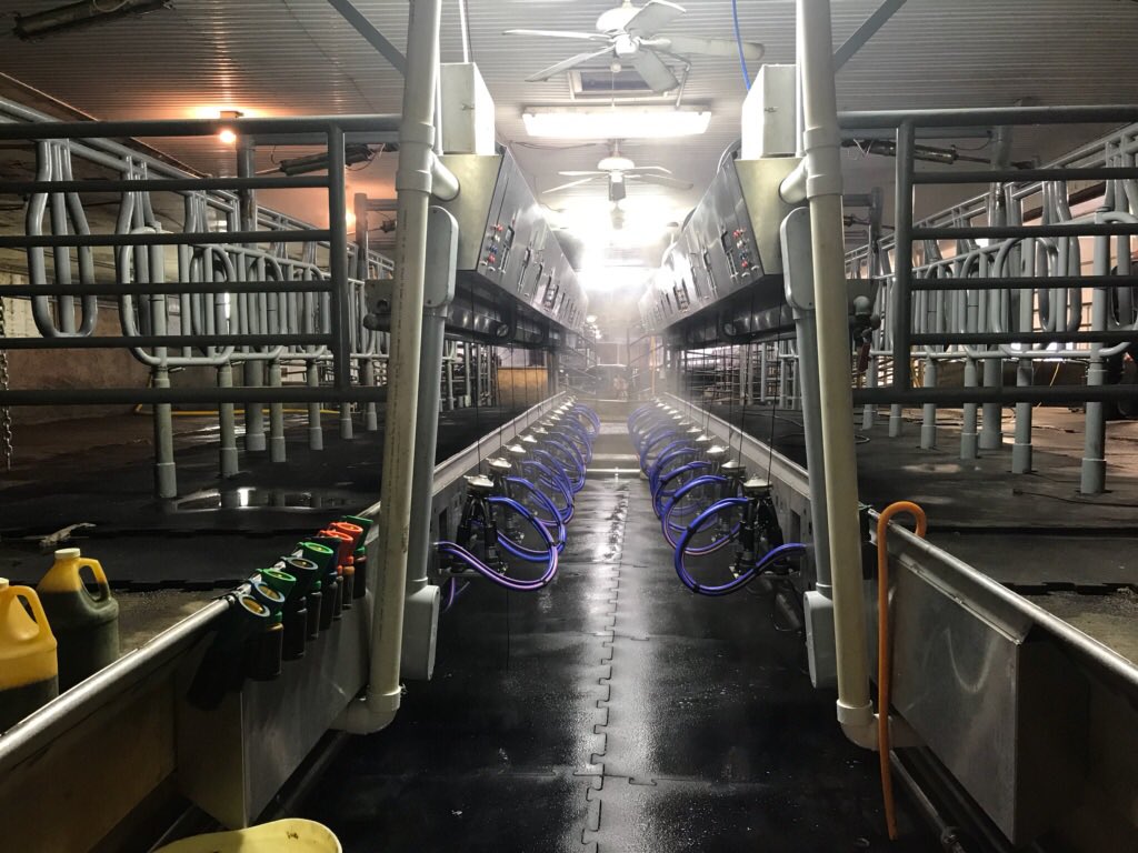 Both sides in. Nice clean install <a href="/SaskviewFS/">Saskview Farm Solutions</a>