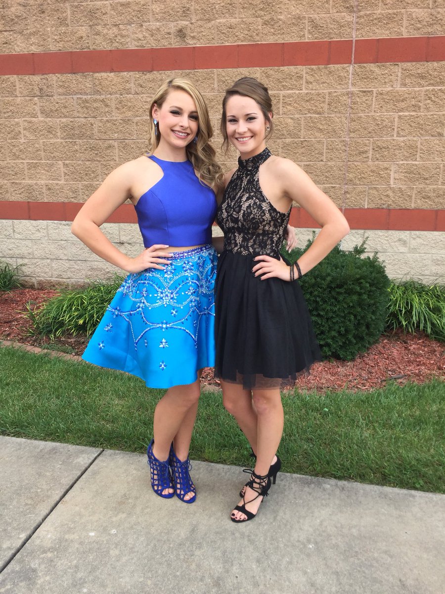 sbassler_10's tweet photo. Happy Birthday @sadie_king_! I hope you had a great day, and I can’t wait to be home for christmas to hang out again. Love and miss you 💞💞💞 https://t.co/pv1ryNAmjE