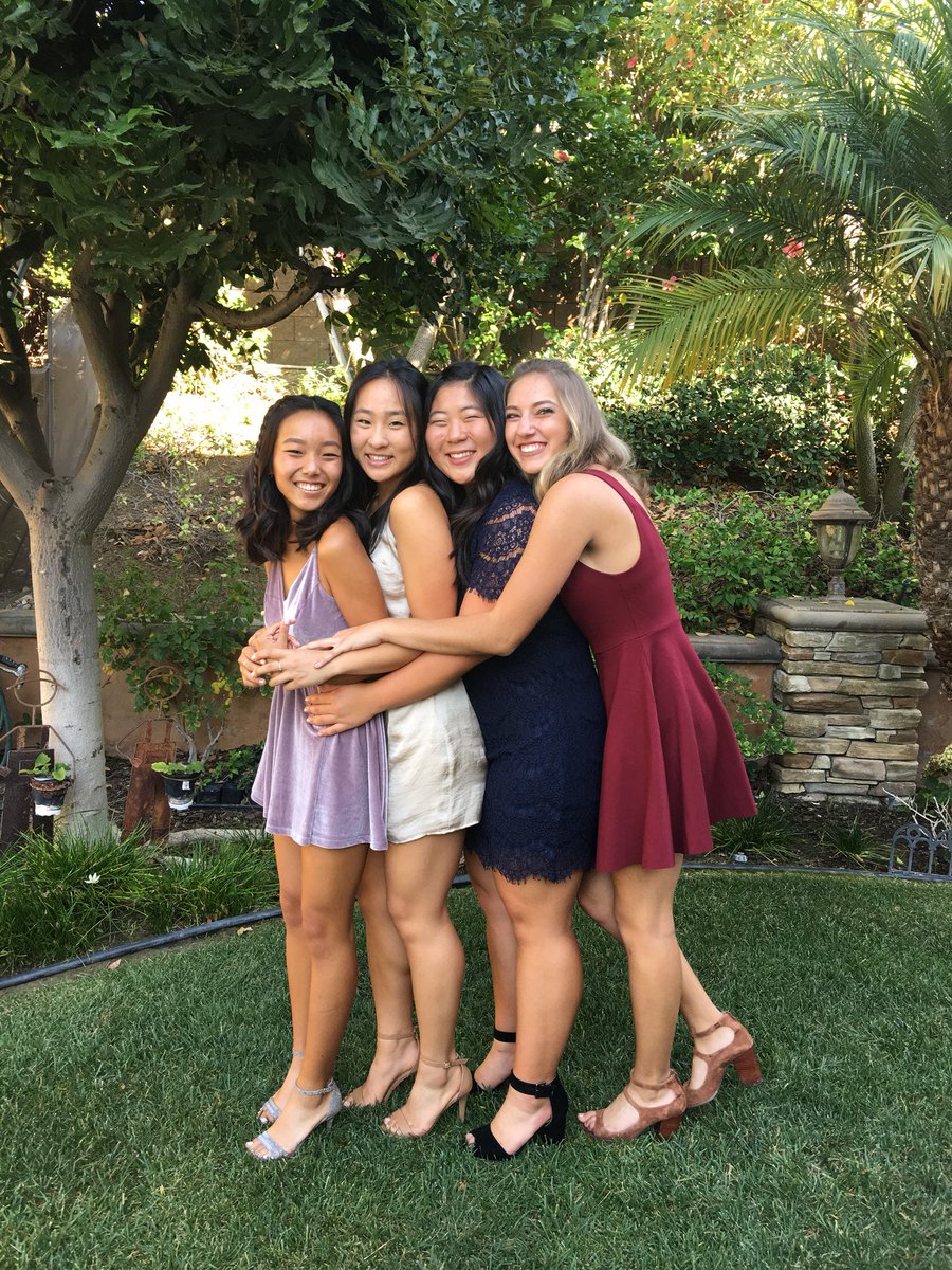 pweingarten10's tweet photo. so so so so so so so so so thankful to call these nerds my best friends❤️ https://t.co/TmnUgqFlGb