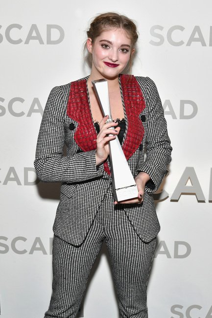 WShieldsBRA's tweet photo. ATUALIZANDO 04/11 | Willow Shields no festival SCAD Savannah Film Festival para receber o prêmio Rising Star. Parabéns Willow!
Matéria https://t.co/u4uiZO6Nye
Galeria https://t.co/hPgQG2MfnE https://t.co/4SZsP1htMb