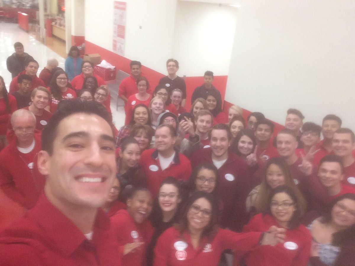 Black Friday ready at T0835. Team is ready to rock! <a href="/Jeff_DeMoss/">Jeff DeMoss</a> <a href="/justinadamburns/">Justin Burns</a>