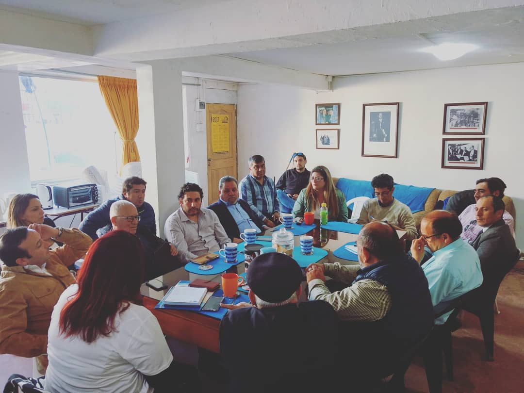guillier_thno's tweet photo. Reunión del Comando Ciudadano de @Guillier2018 en #Talcahuano Unidad para vencer el 17 de diciembre #GuillierPresidente https://t.co/AqQZsWprza