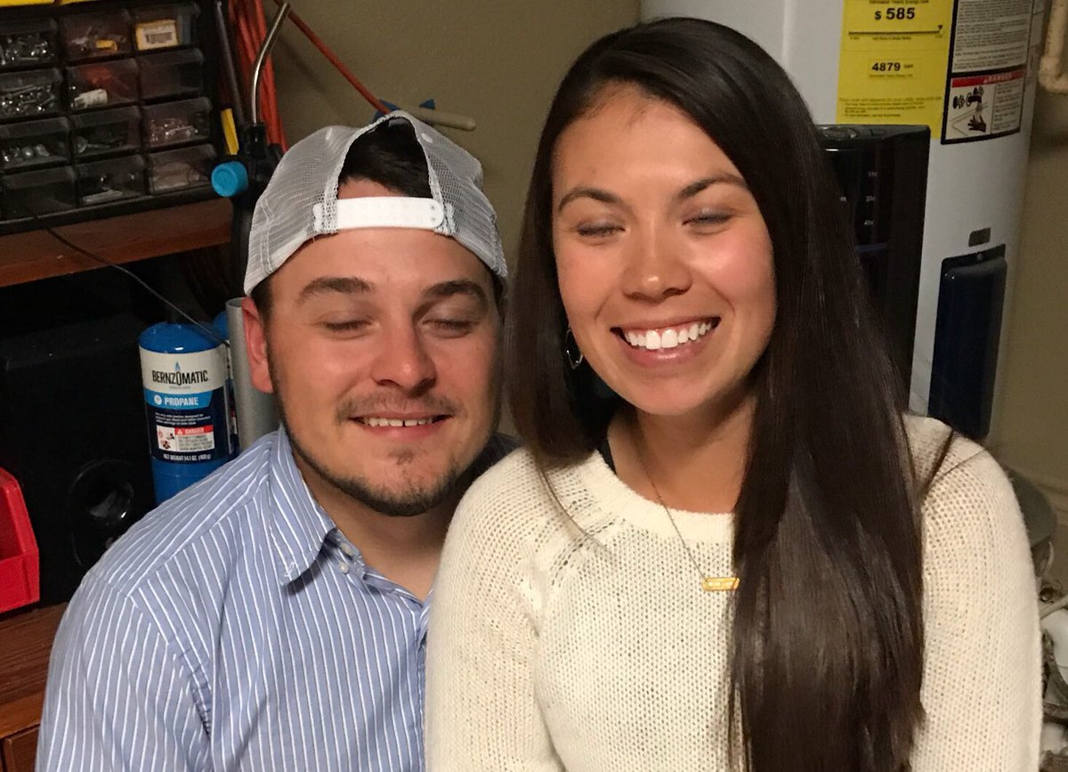 TXRedfishHunter's tweet photo. We are so photogenic! #HappyThanksgiving 🦃 https://t.co/5taIZIZVya