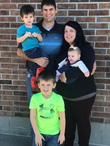 debbieparkhill's tweet photo. Happy Thanksgiving! Give thanks and choose happy. ❤🦃❤ #Thanksgiving #family #blessed https://t.co/7fn9MCGt1I