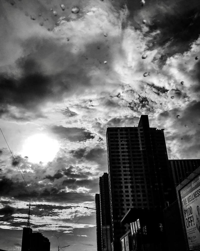 gothknight's tweet photo. If I get High
.
.
.
.
.
.
#photography #blackandwhitephotography #blackandwhite #bnw #monochrome #greyscale #landscape #landscapephotography #dark #building #cloudporn #clouds #darksky #sky #ortigas #instaphoto #photooftheday #instapic #igphoto #iphoneog… https://t.co/VuVgT5LPRY https://t.co/IDRb5w691s