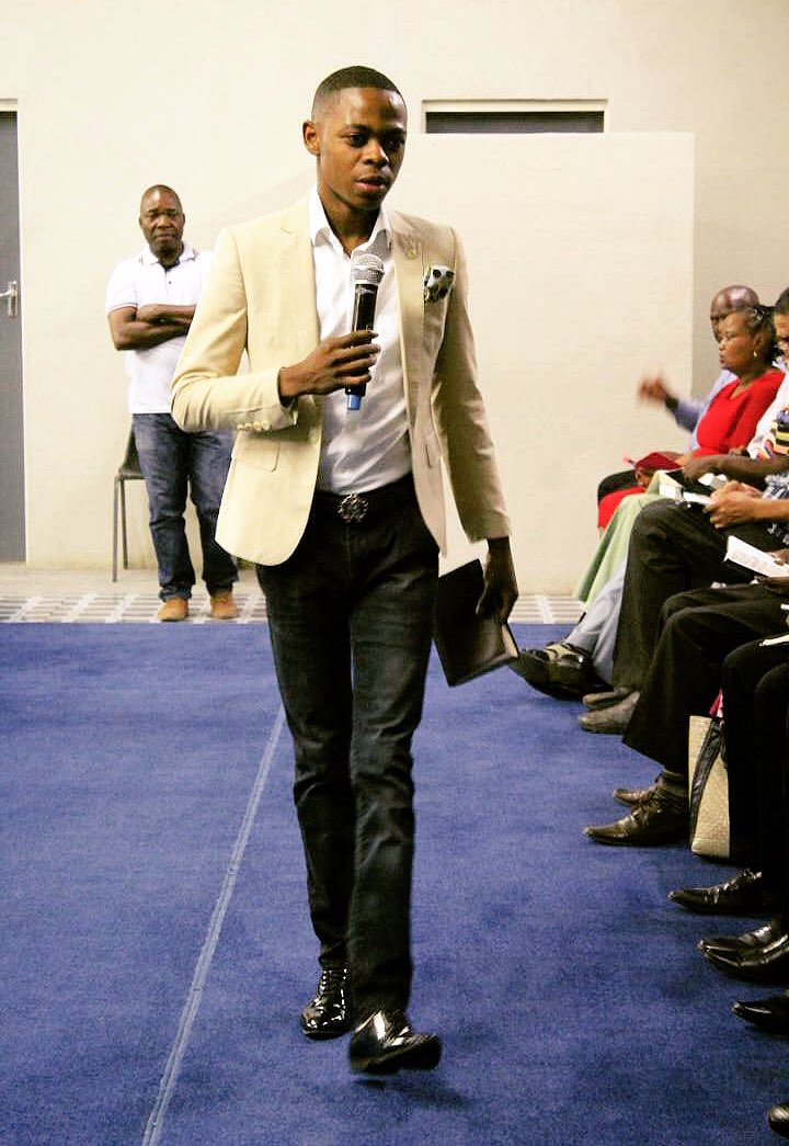 isaiahsovi's tweet photo. SOE (Son Of Emeritus)
#PropheticLineage
#Heritage
#LastBorn https://t.co/NxCxBnh3CV