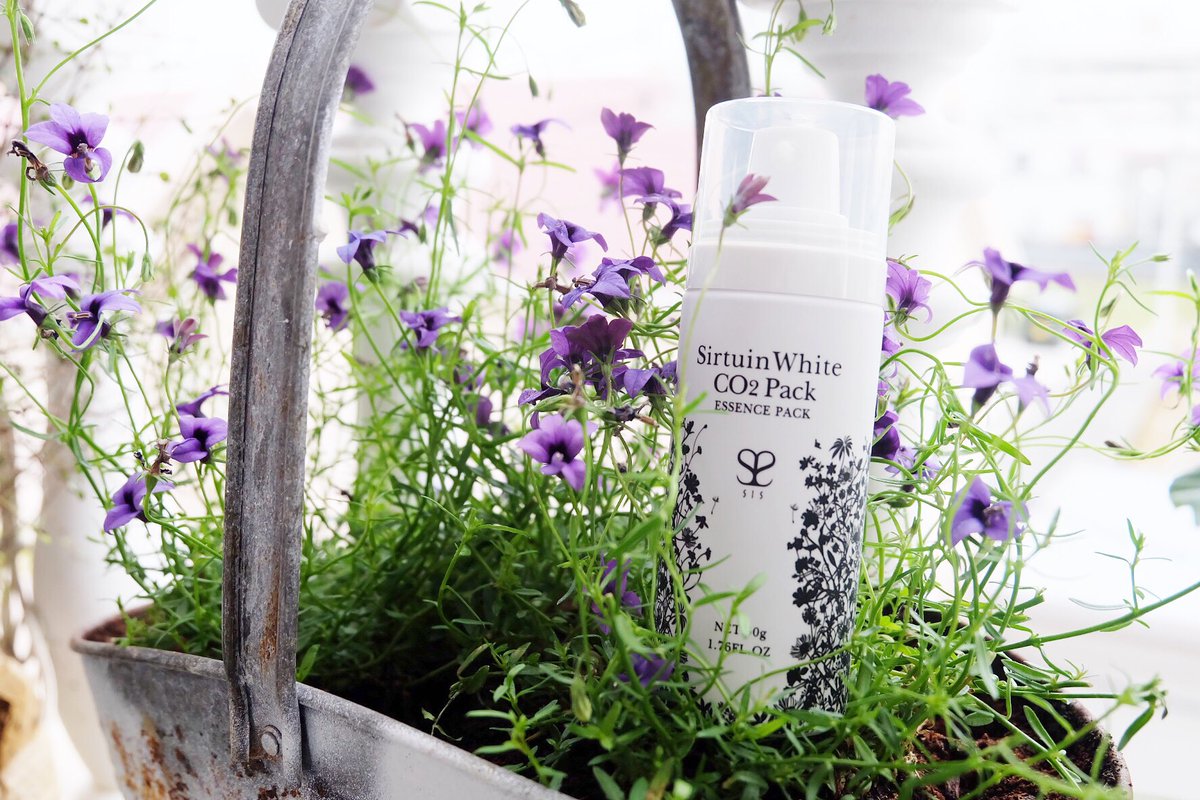 Cosbi_sis's tweet photo. 冬に向けて乾燥肌になりがち...
【Sirtuin White CO2 Pack】
お肌に二酸化炭素を加えることによって、お肌が酸素を欲しがるようになり、お肌が働きます。
お肌の潤いを保ちたい方は...✨
#CO2pack
#cosbi
#モニター募集
#プレゼント企画
#美容
#炭酸パック
#自宅エステ
#潤い肌 https://t.co/FOofQl0P40