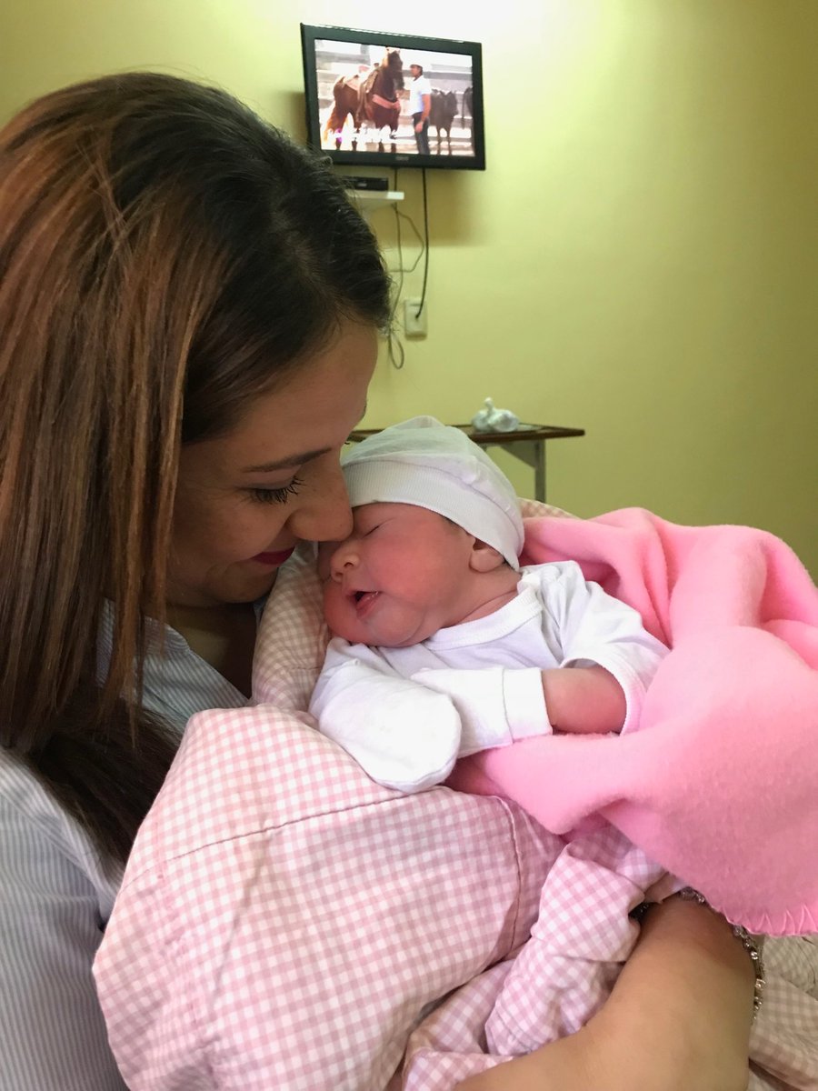 StefiDuMo's tweet photo. Amor de tía!! #DalmaEstefanía ❤️❤️ https://t.co/4JmbEeKe8Z